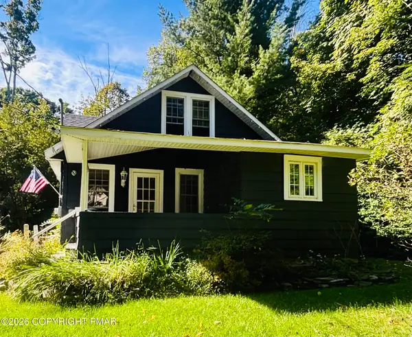 306 Park Place, Cresco, PA 18326