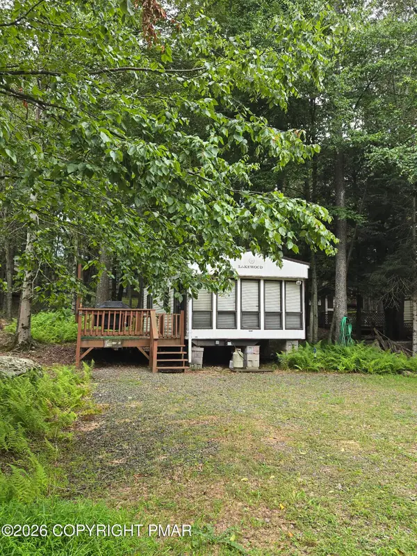 299 Raccoon Court, Covington Township, PA 18424