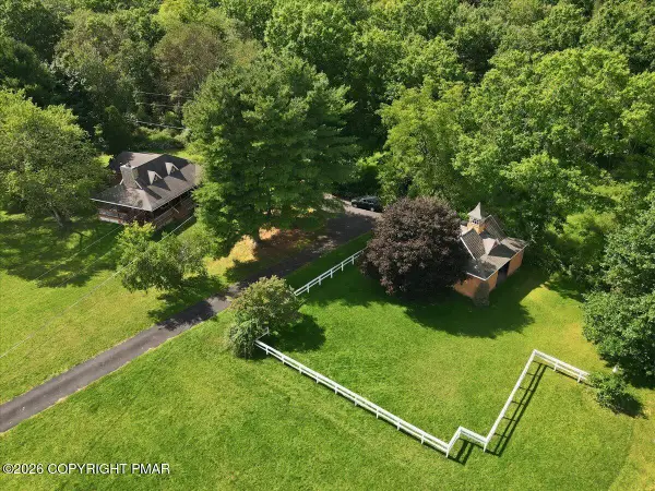 156 Schoonover Lane, East Stroudsburg, PA 18301