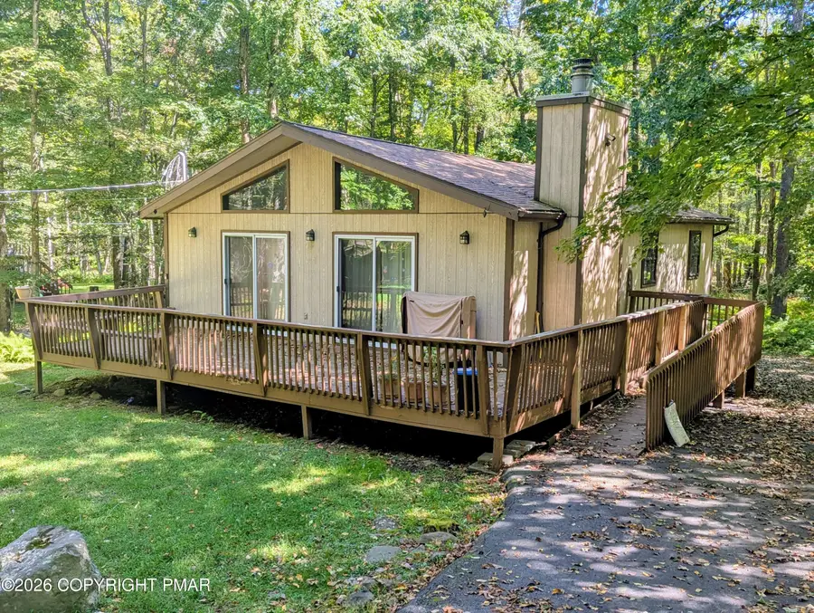 41 Livingston Lane, Clifton, PA 18424 - #2