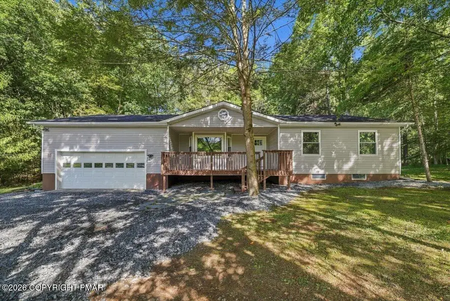 33 Huckleberry Drive, East Stroudsburg, PA 18302 - #2