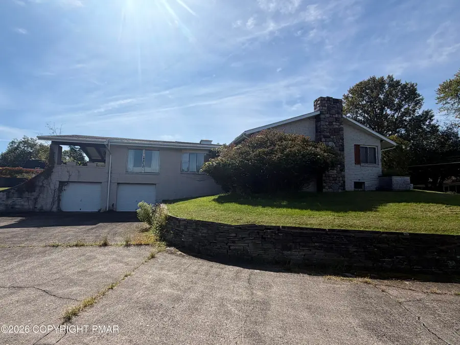 1016 Lindbergh Avenue, Stroudsburg, PA 18360 - #3