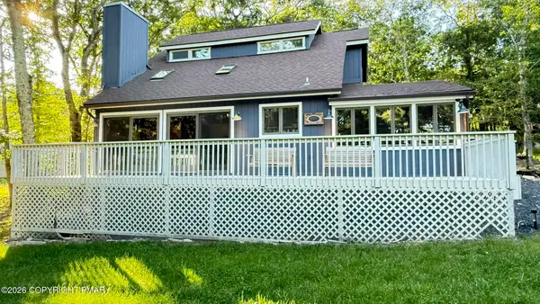 2120 Apley Drive, Bushkill, PA 18324