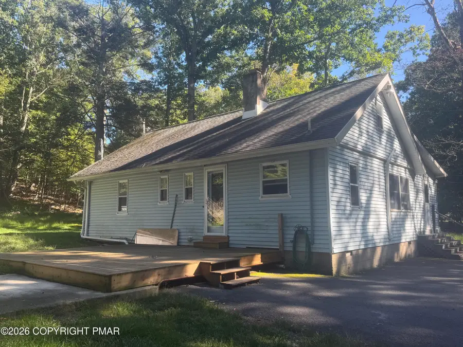 3374 Trafalgar Avenue, East Stroudsburg, PA 18302 - #3