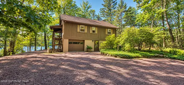 322 Crescent Lake Road, Scotrun, PA 18355