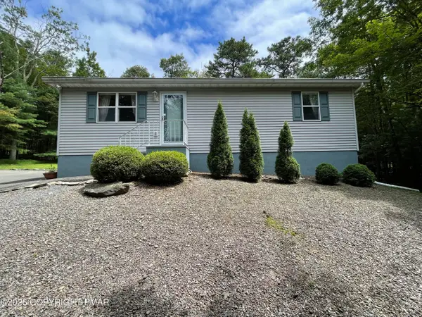 2012 Louis Drive, Stroudsburg, PA 18360