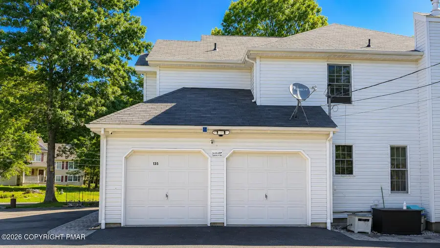 135 Mountain Top Circle, Bushkill, PA 18324 - #3