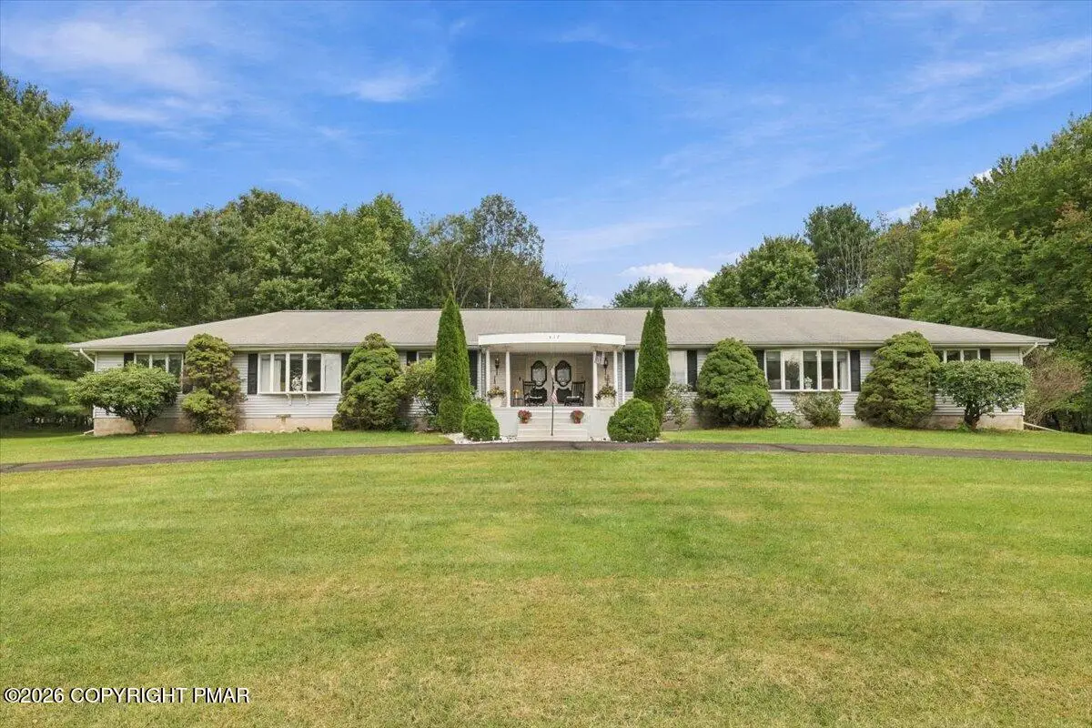 612 Sunlite Lane, Stroudsburg, PA 18360 - #1