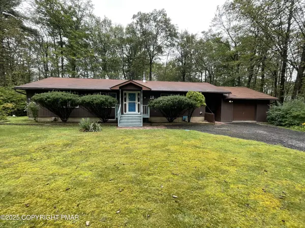 18 Sherman Drive, Tobyhanna, PA 18466