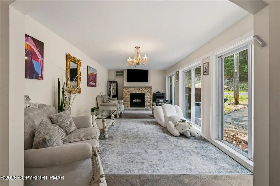 3130 Delaware Circle, Bushkill, PA 18324 - #3