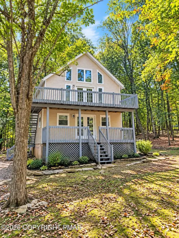 3217 Woodchip Lane, East Stroudsburg, PA 18301