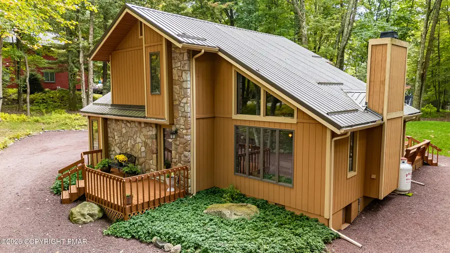 10 Linden Drive, Lake Harmony, PA 18624 - #2