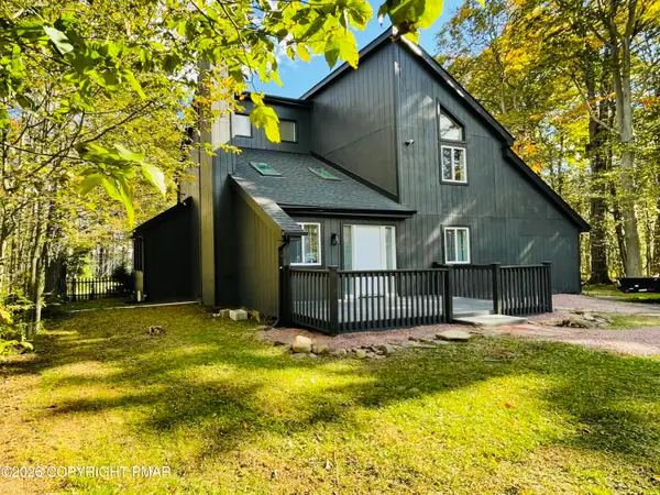 6361 Cherokee Trail, Tobyhanna, PA 18466