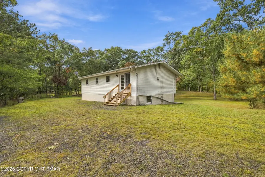 84 Lower Lakeview Drive, East Stroudsburg, PA 18302 - #3