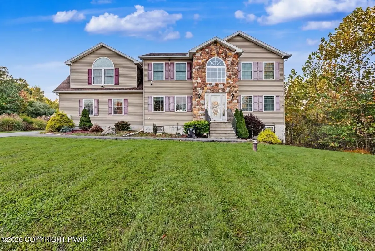 205 Courtney Drive, East Stroudsburg, PA 18302 - #1