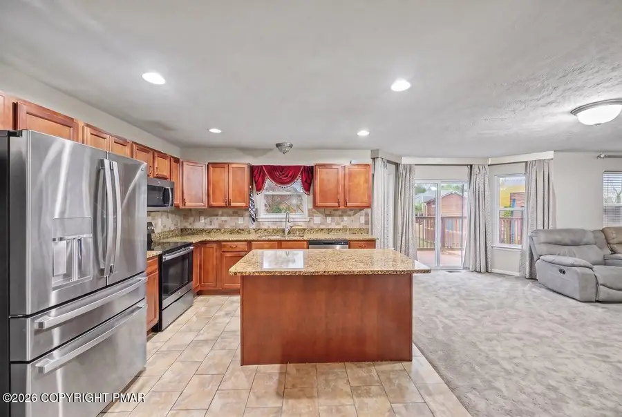 205 Courtney Drive, East Stroudsburg, PA 18302 - #2