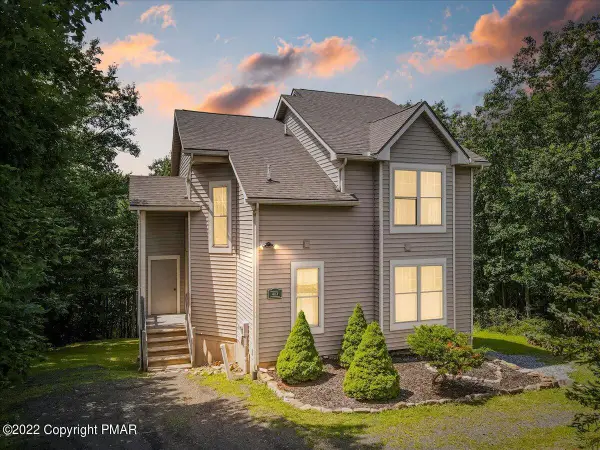 403 Upper Deer Valley Road, Tannersville, PA 18372