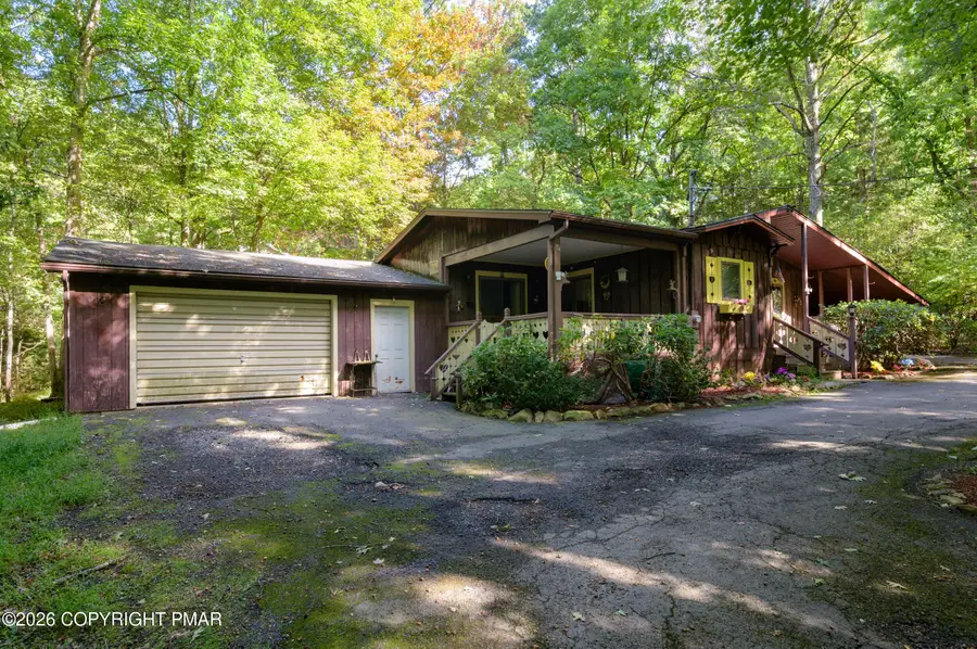 1914 Donalds Road, Effort, PA 18330 - #2