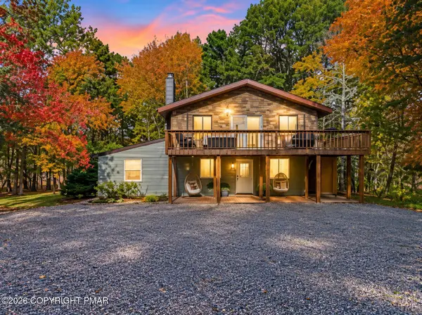 111 Country Court, Long Pond, PA 18334