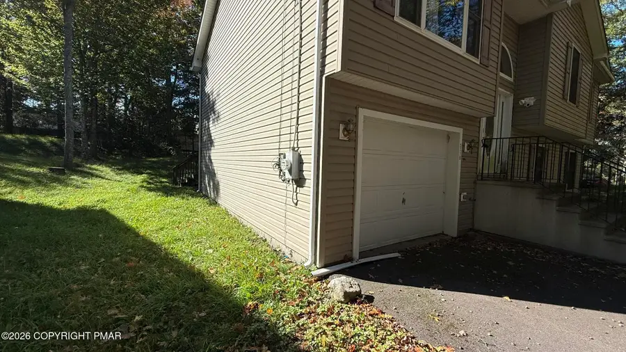 1661 Cotswold Road, Tobyhanna, PA 18466 - #3