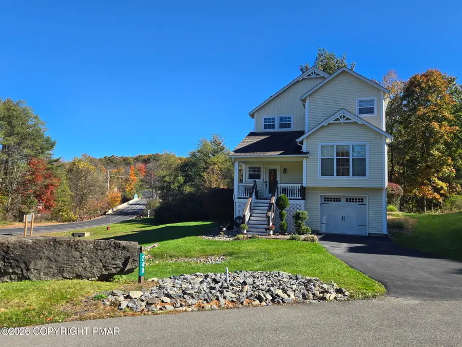 240 Hawthorne Village Court, East Stroudsburg, PA 18302 - #3