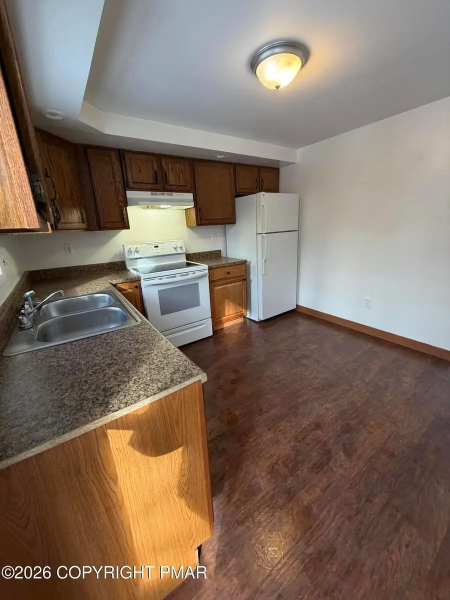 28 Mountain Drive, Mount Pocono, PA 18344 - #3