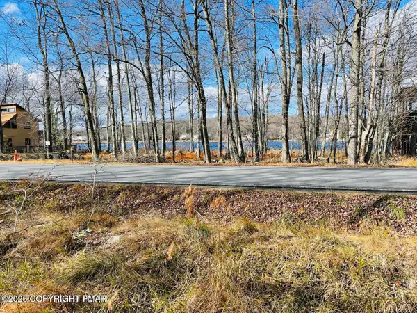 Waterfront Dr 800 Drive, Tobyhanna, PA 18466