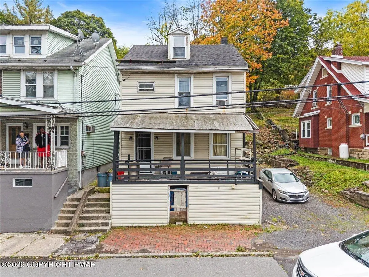 433 Nichols Street, Pottsville, PA 17901 - #1