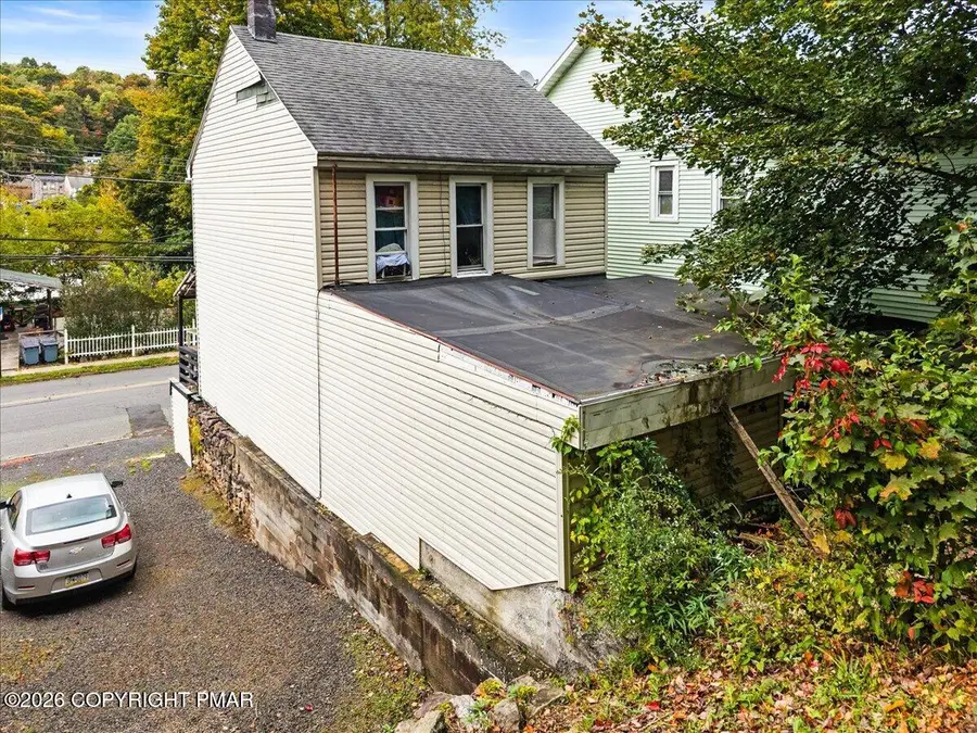 433 Nichols Street, Pottsville, PA 17901 - #3