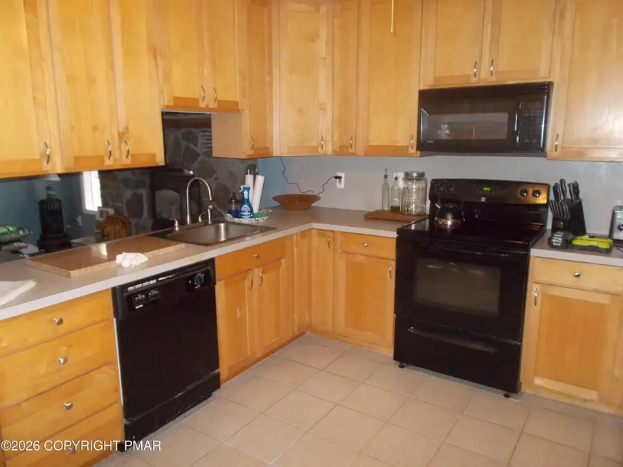 614 Buckle Boot Road, Henryville, PA 18332 - #2