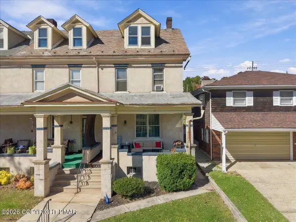 427 Lafayette Avenue, Palmerton, PA 18071