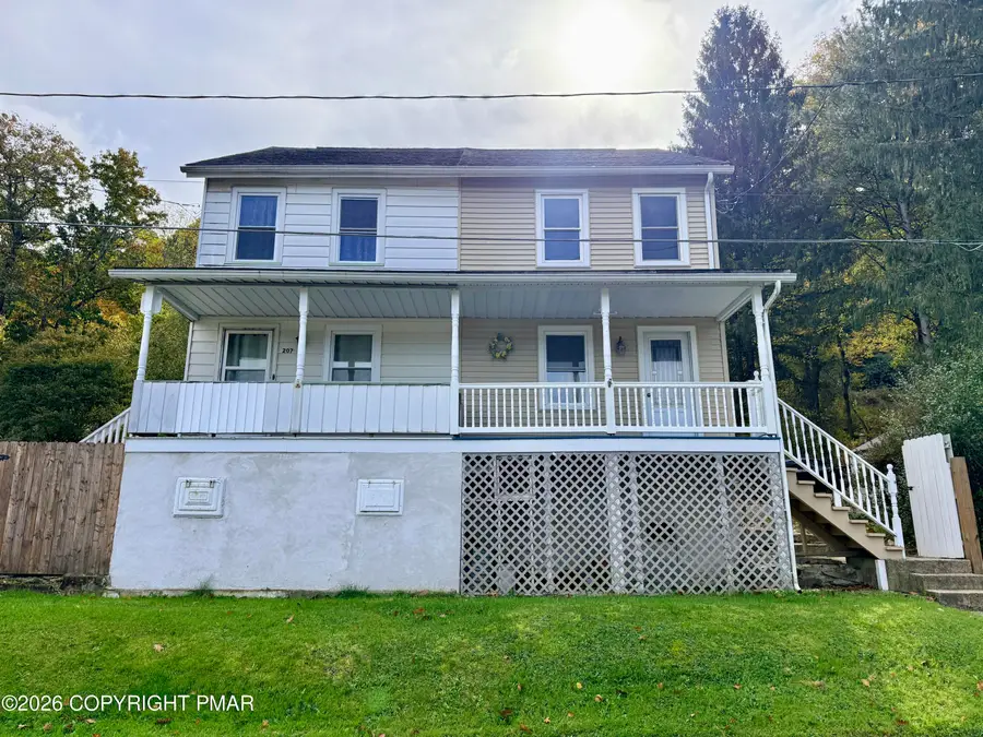 207-209 Yard Street, Nesquehoning, PA 18240 - #3