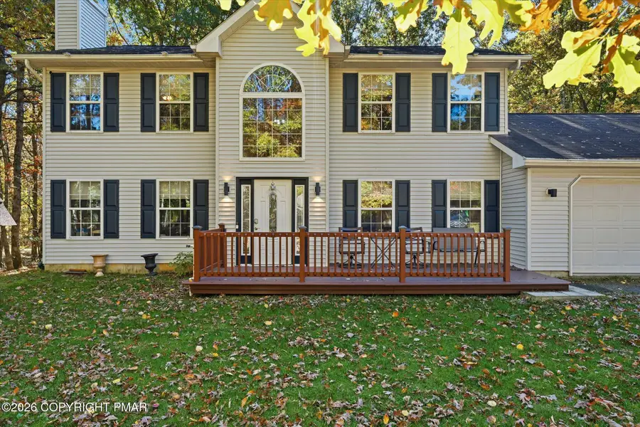 226 Squirrelwood Court, Effort, PA 18330 - #2