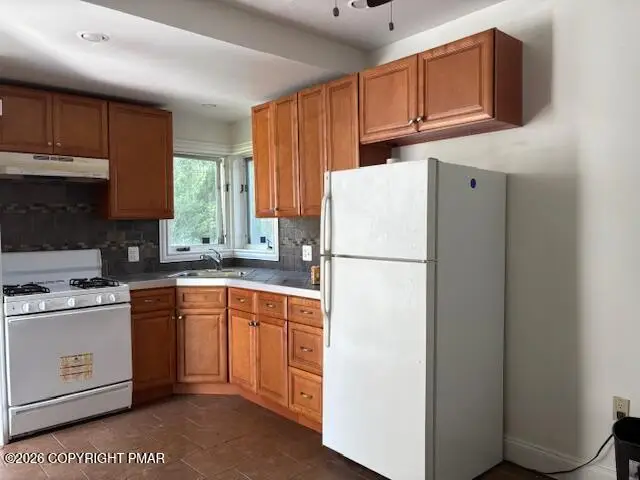 809 Ann Street, Stroudsburg, PA 18360 - #3