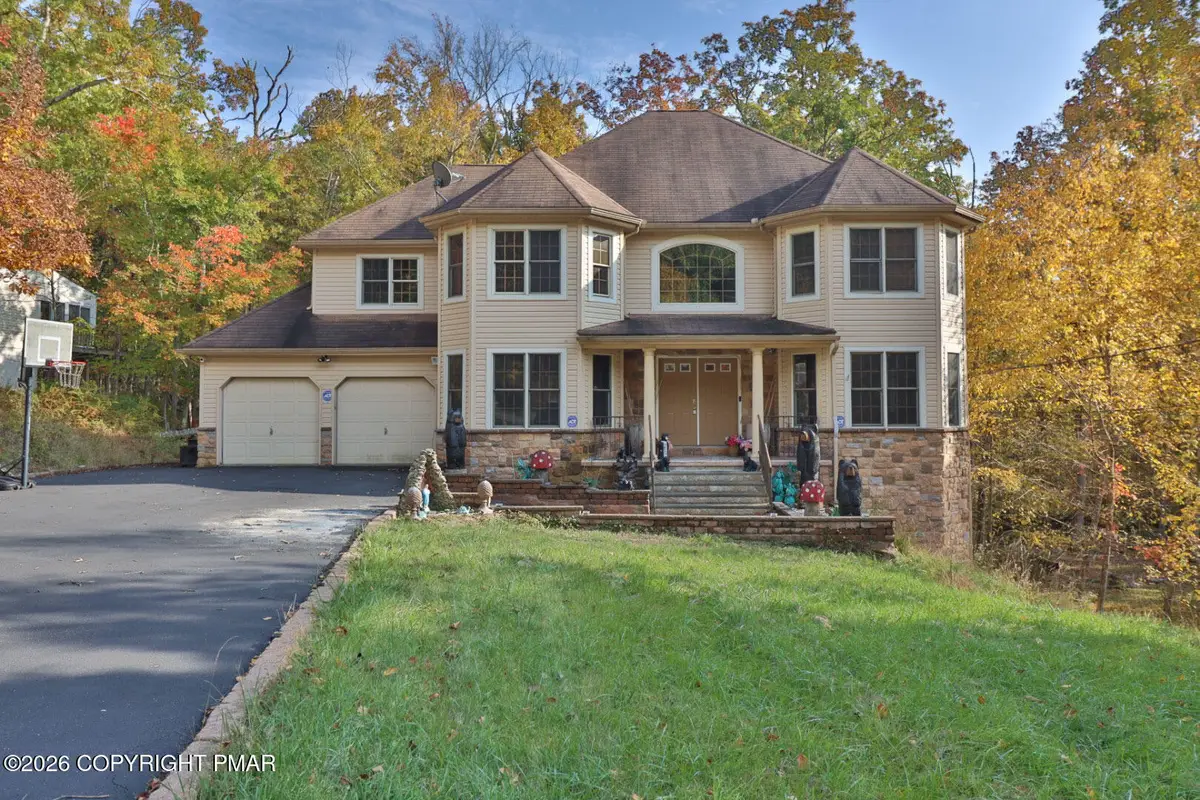 131 Canterbury Road, Bushkill, PA 18324 - #1