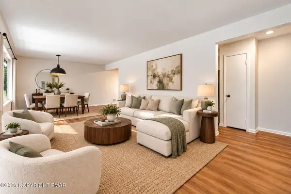 8407 Porcupine Drive, Tobyhanna, PA 18466