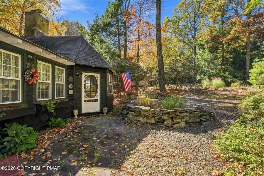 686 Lenape Lane, Buck Hill Falls, PA 18323 - #3