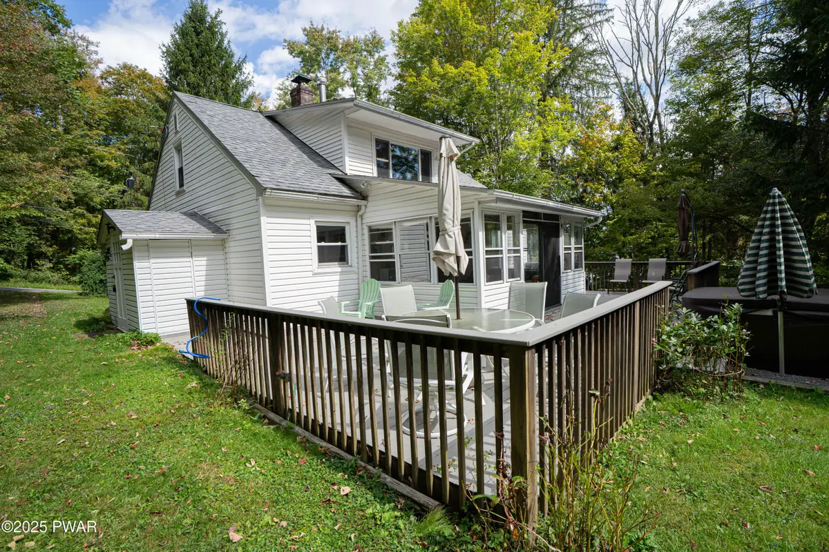 426 Crestmont Drive, Newfoundland, PA 18445 - Image #1