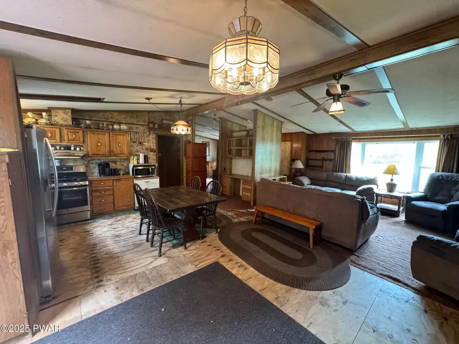 2195 Creamton Drive, Lakewood, PA 18439 - Image #2