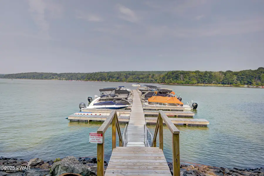 132 Spruce Road, Tafton, PA 18464 - Image #3