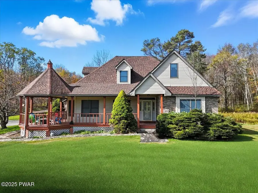 223 Rainbow Road, Lakewood, PA 18439 - Image #2