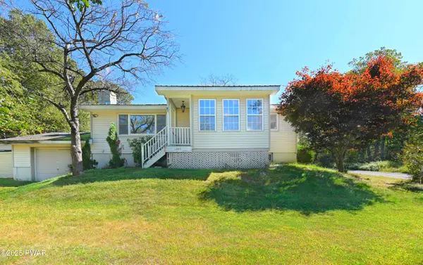 145 Twin Lakes Drive, Shohola, PA 18458