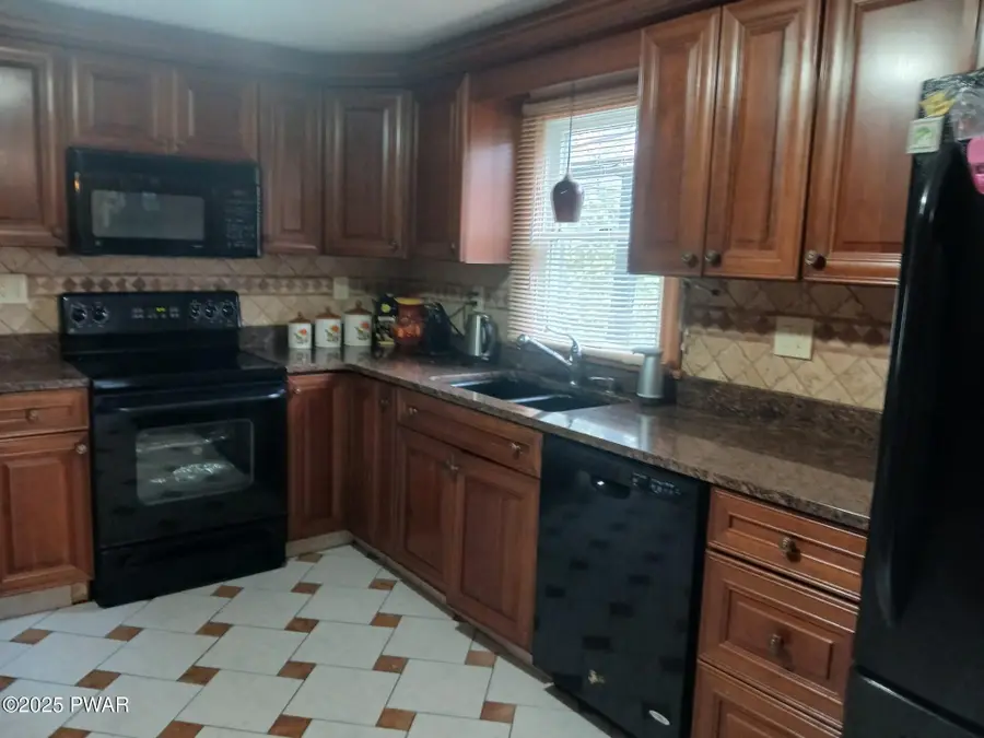 256 Upper Independence Drive, Lackawaxen, PA 18435 - Image #3