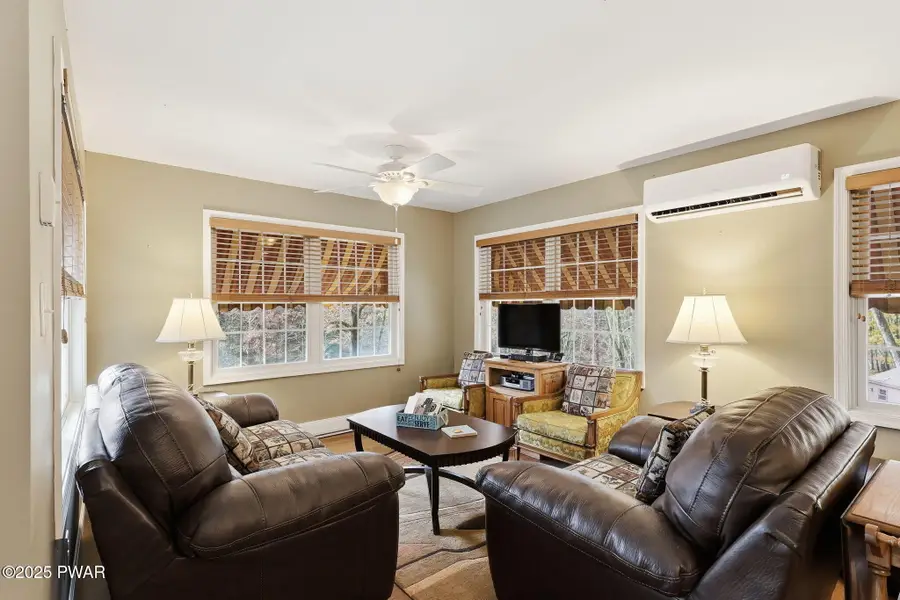 511 Towpath Road, Hawley, PA 18428 - Image #3