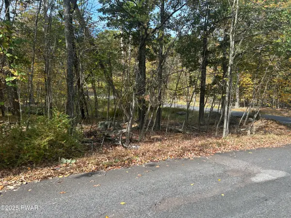 Lot 2 Sandstone Drive, Dingmans Ferry, PA 18328