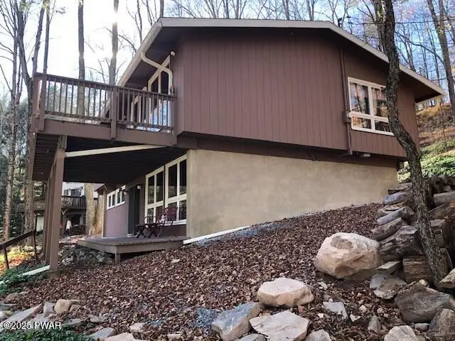 100 N Hemlock Lane, Greentown, PA 18426 - Image #2