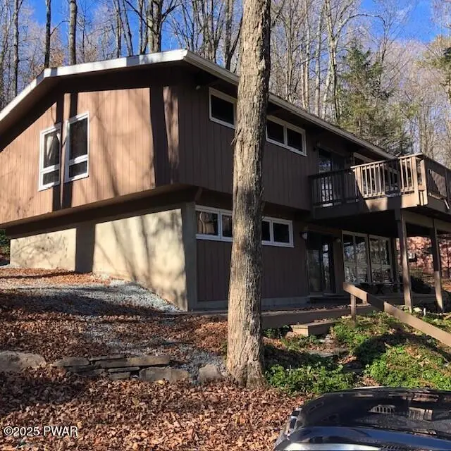 100 N Hemlock Lane, Greentown, PA 18426 - Image #3