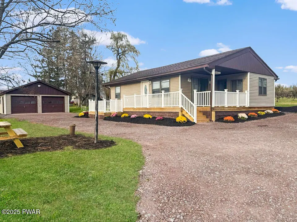 2154 Easton Turnpike, Lake Ariel, PA 18436 - Image #1