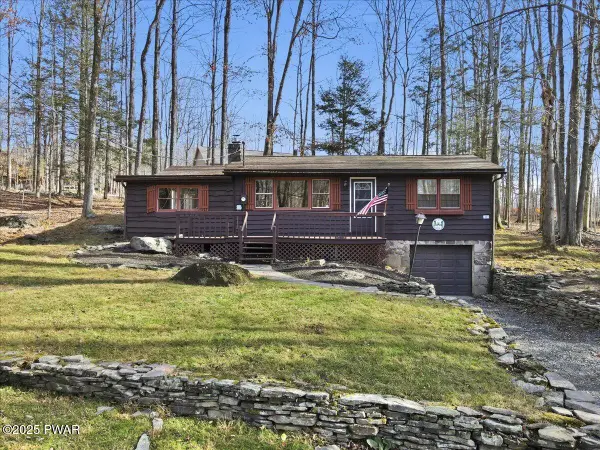 50 Bear Rock Road, Lake Ariel, PA 18436