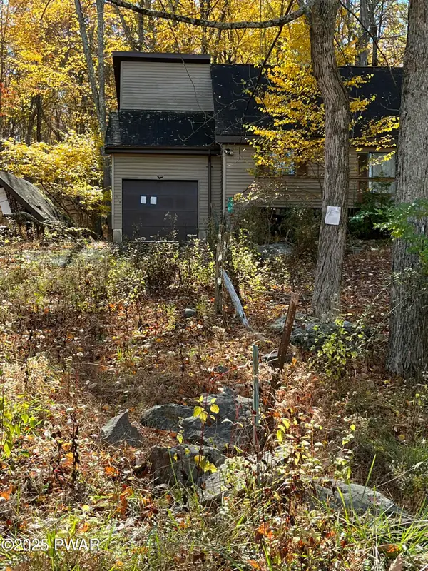 2242 Apley Court, Bushkill, PA 18324